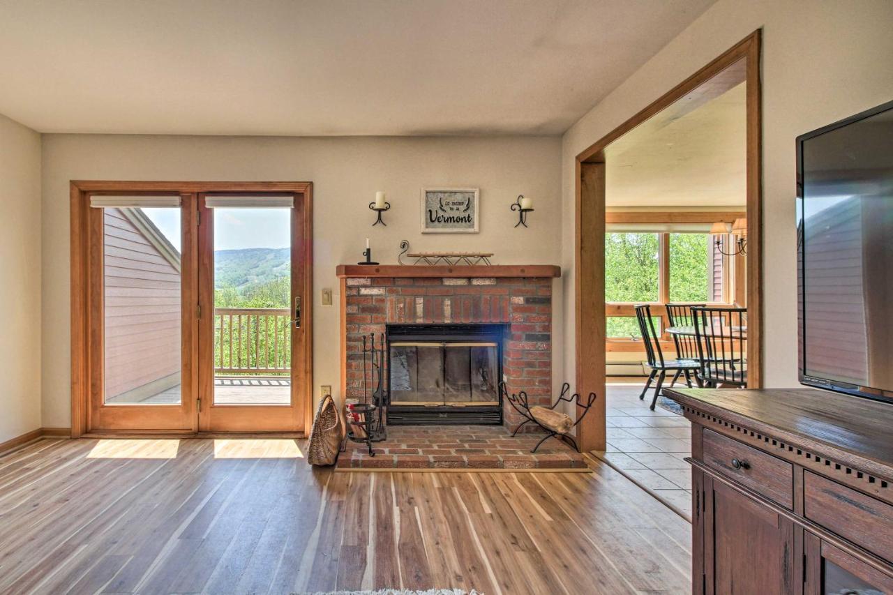Timber Creek Townhome With 2 Decks And Mtn Views! West Dover Kültér fotó