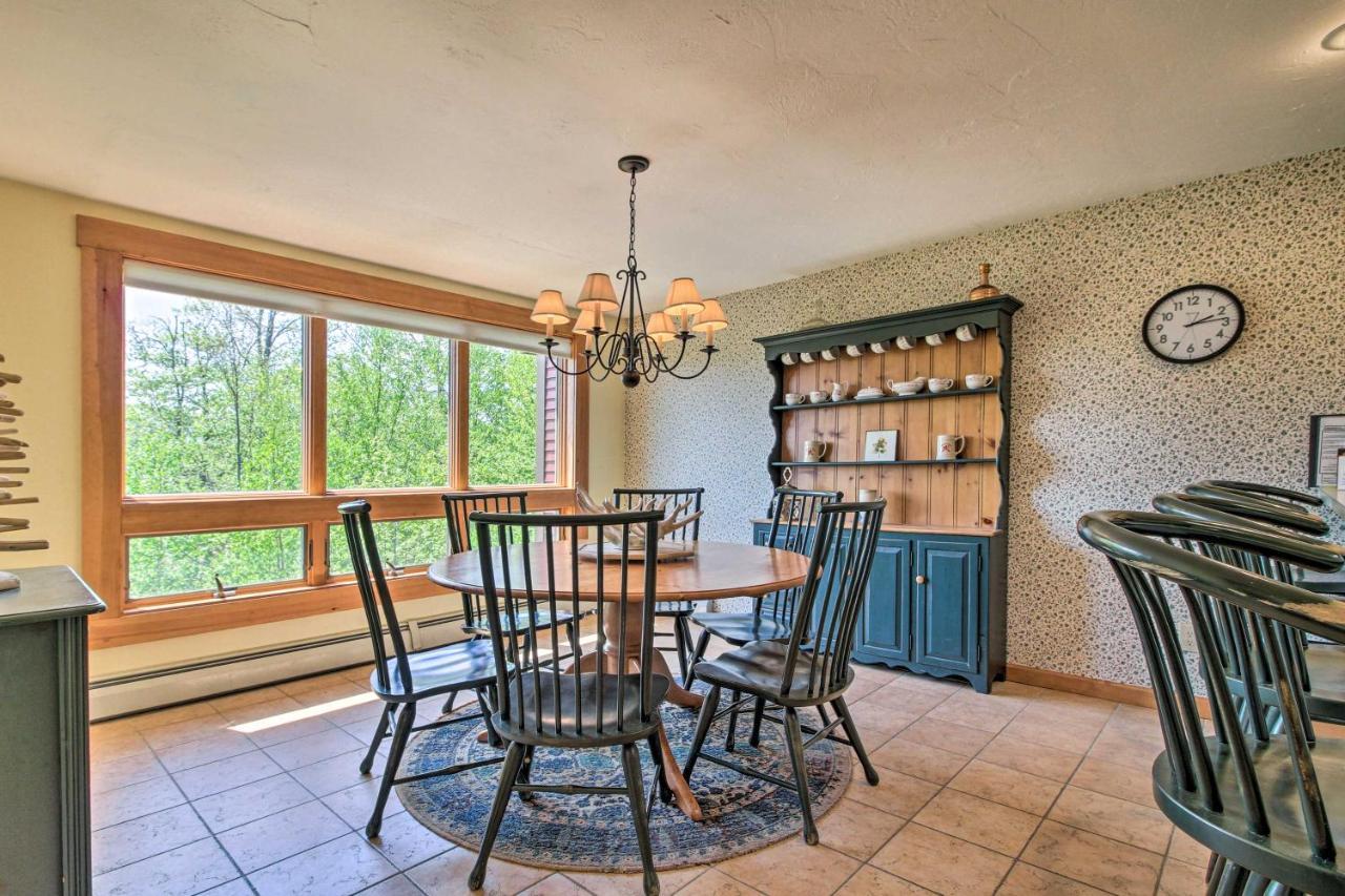 Timber Creek Townhome With 2 Decks And Mtn Views! West Dover Kültér fotó