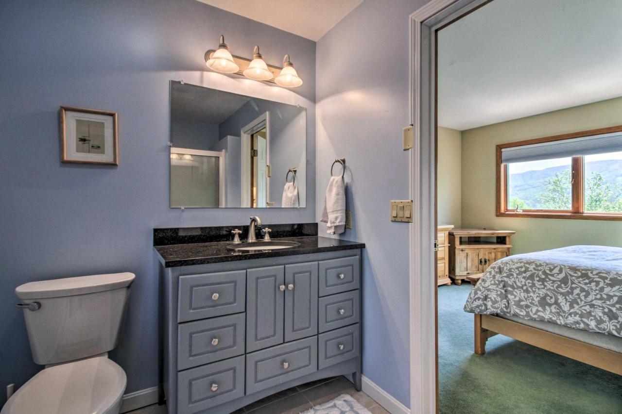Timber Creek Townhome With 2 Decks And Mtn Views! West Dover Kültér fotó