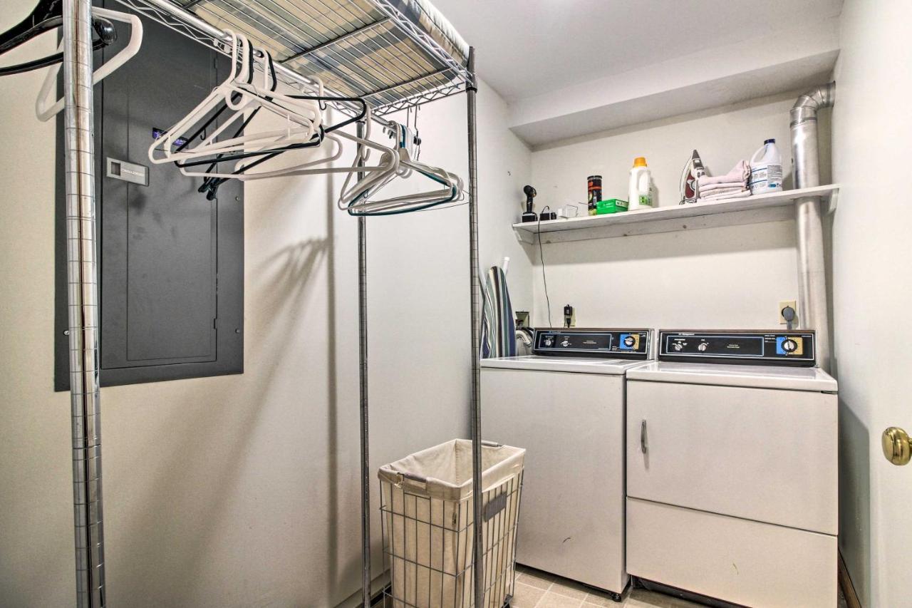 Timber Creek Townhome With 2 Decks And Mtn Views! West Dover Kültér fotó