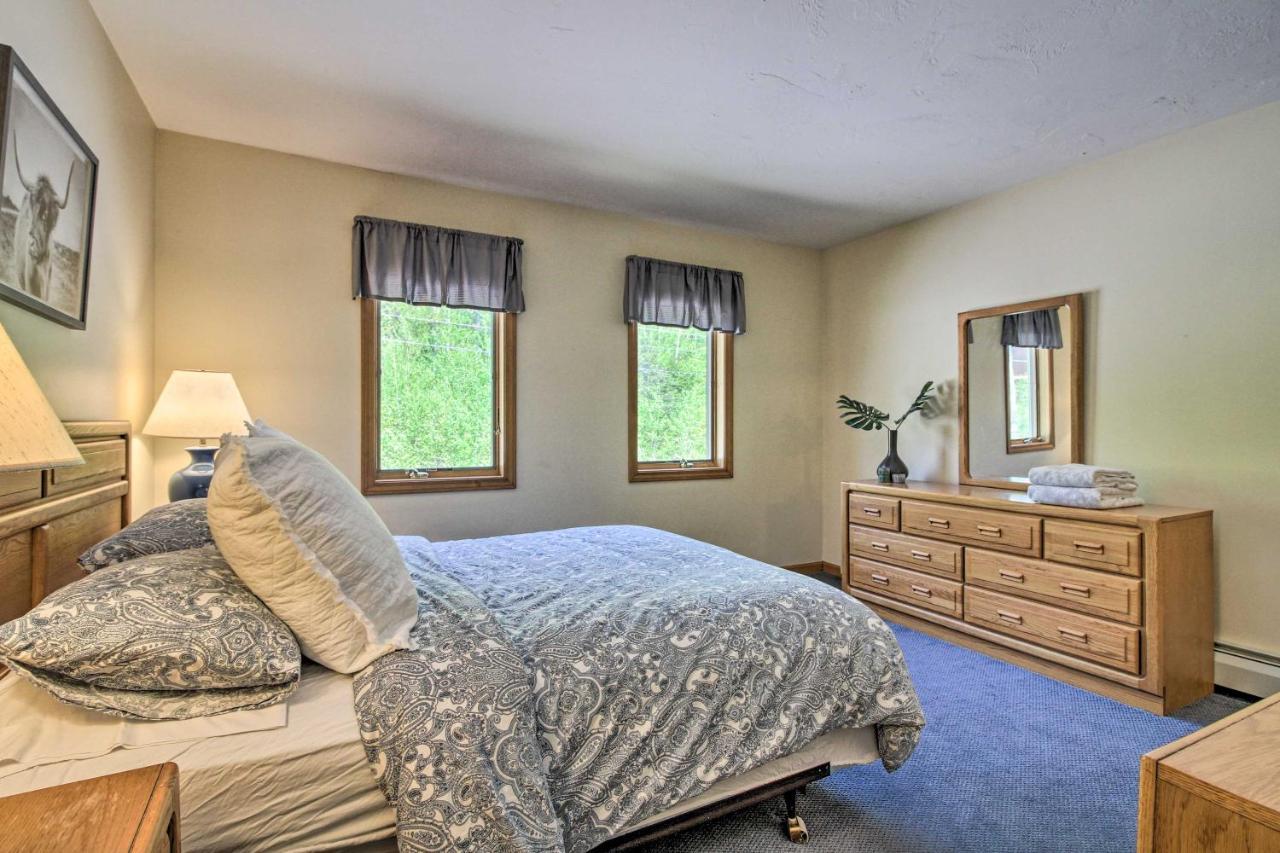 Timber Creek Townhome With 2 Decks And Mtn Views! West Dover Kültér fotó