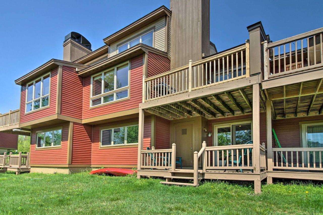 Timber Creek Townhome With 2 Decks And Mtn Views! West Dover Kültér fotó